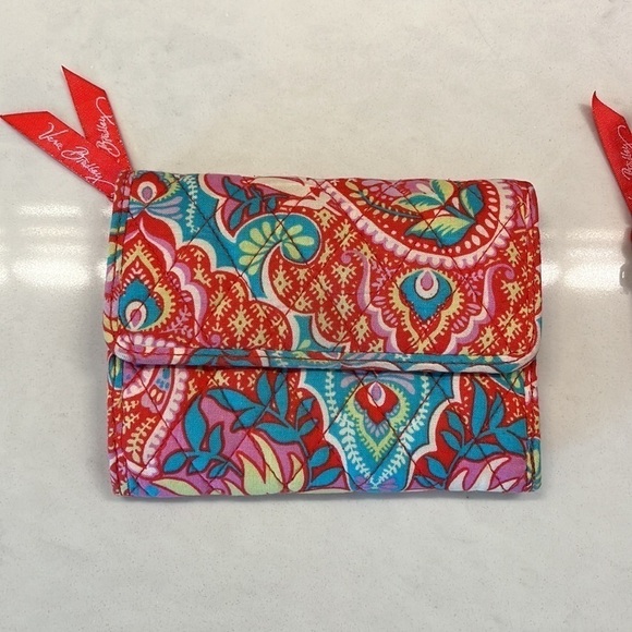 Vera Bradley tote bag, coin purse, wallet set - Picture 2 of 12